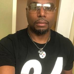 Meet your Posher, Marlon